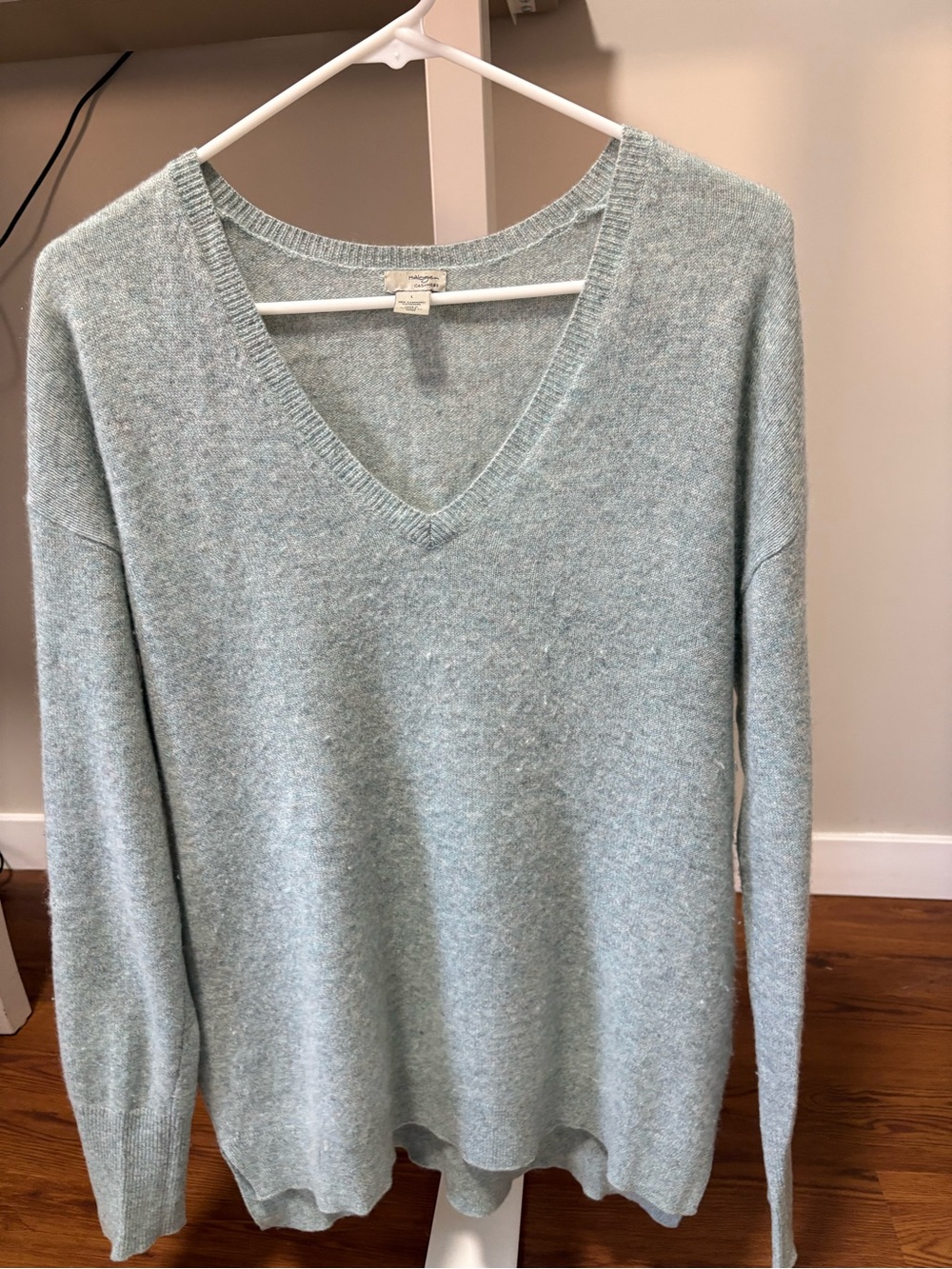 Halogen 100% cashmere sweater